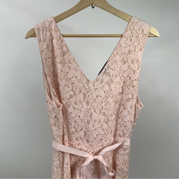 Lane Bryant Women's Sleeveless Pink Lace V-neck Dress Size 20 - Picture 2 of 9